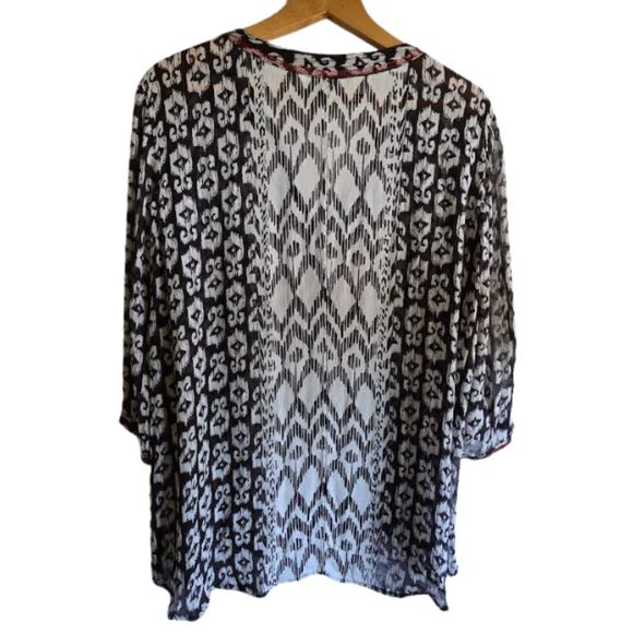 Chico’s Sheer Top Blouse Tunic Black White Red Boho Peasant Gypsy Flowy Sz. 3 XL - Picture 2 of 9